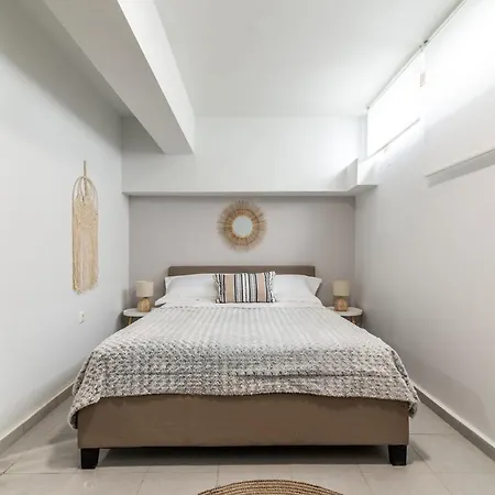 Trinity Seaside Family Maisonette בית נופש Goúrnes