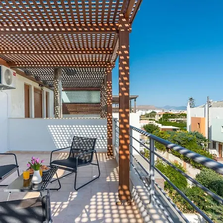 Trinity Seaside Family Maisonette בית נופש