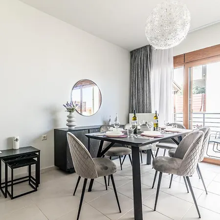 Trinity Seaside Family Maisonette *