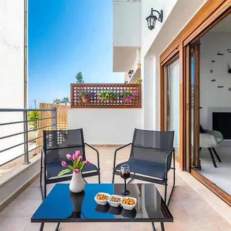 Trinity Seaside Family Maisonette